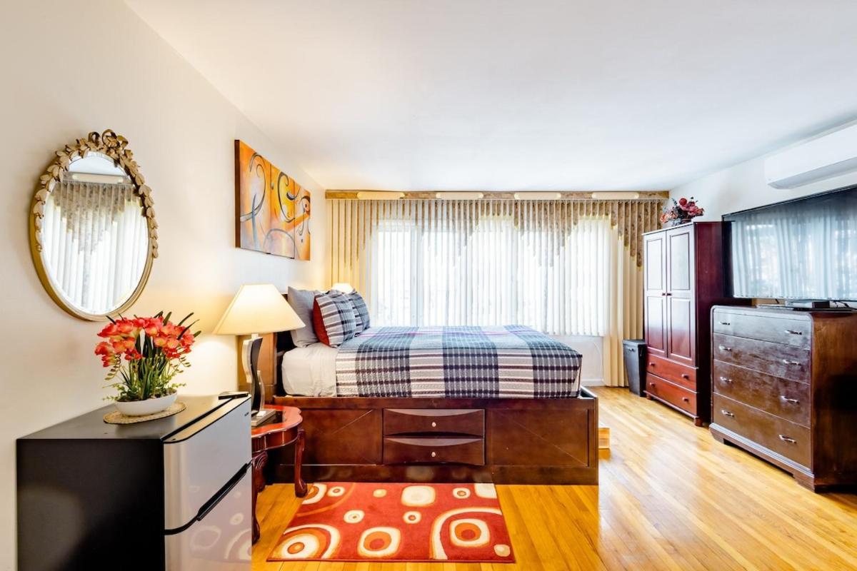 Spacious Comfy Room In Cozy Classy Duplex New York Exterior photo